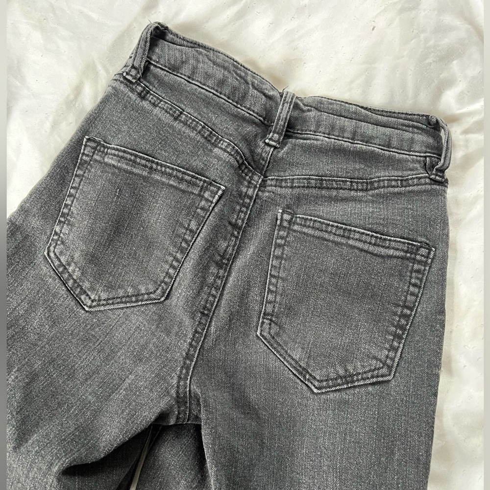 Rue 21 straight leg charcoal gray jeans
